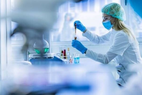 Storie di Successo - Angelini Pharma