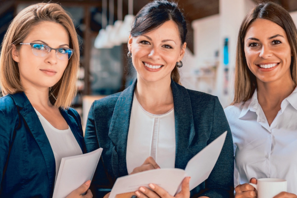 Apresentação de candidatas e votação para Angels4Women